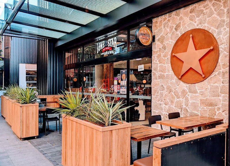 Lone Star Rib House & Brews Ed Square