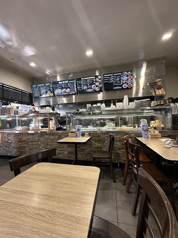 Saigon Cuisine & Roll